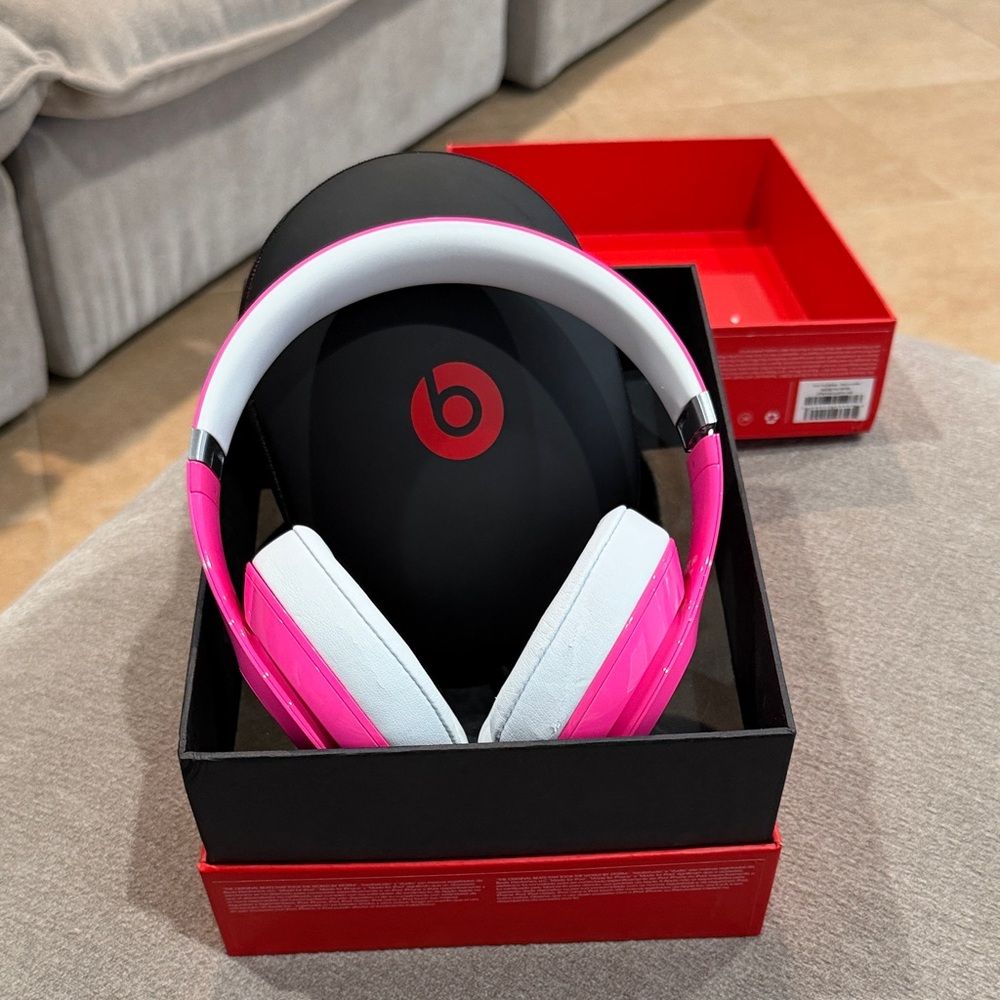 Beats by Dre Over-Ear Headphones - Pink and White